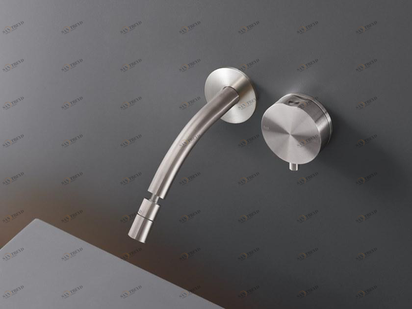 Ceadesign Смеситель для умывальника из нержавеющей стали настенный на 2 отверстия с регулируемым изливом Giotto plus Gio 79
