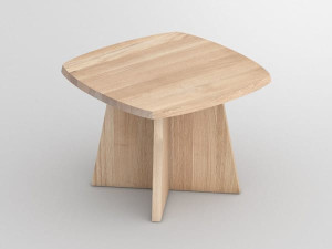 Журнальный столик из массива дерева