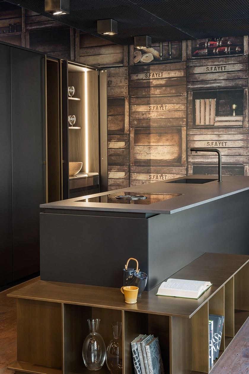 TM Italia Cucine Кухня с боковыми отдельно стоящими двухсторонними колоннами и островом T45 sun-id-1442126 - Вид №2