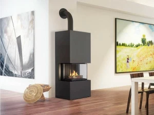 RÜEGG Дровяной трехсторонний камин из стали Fina line