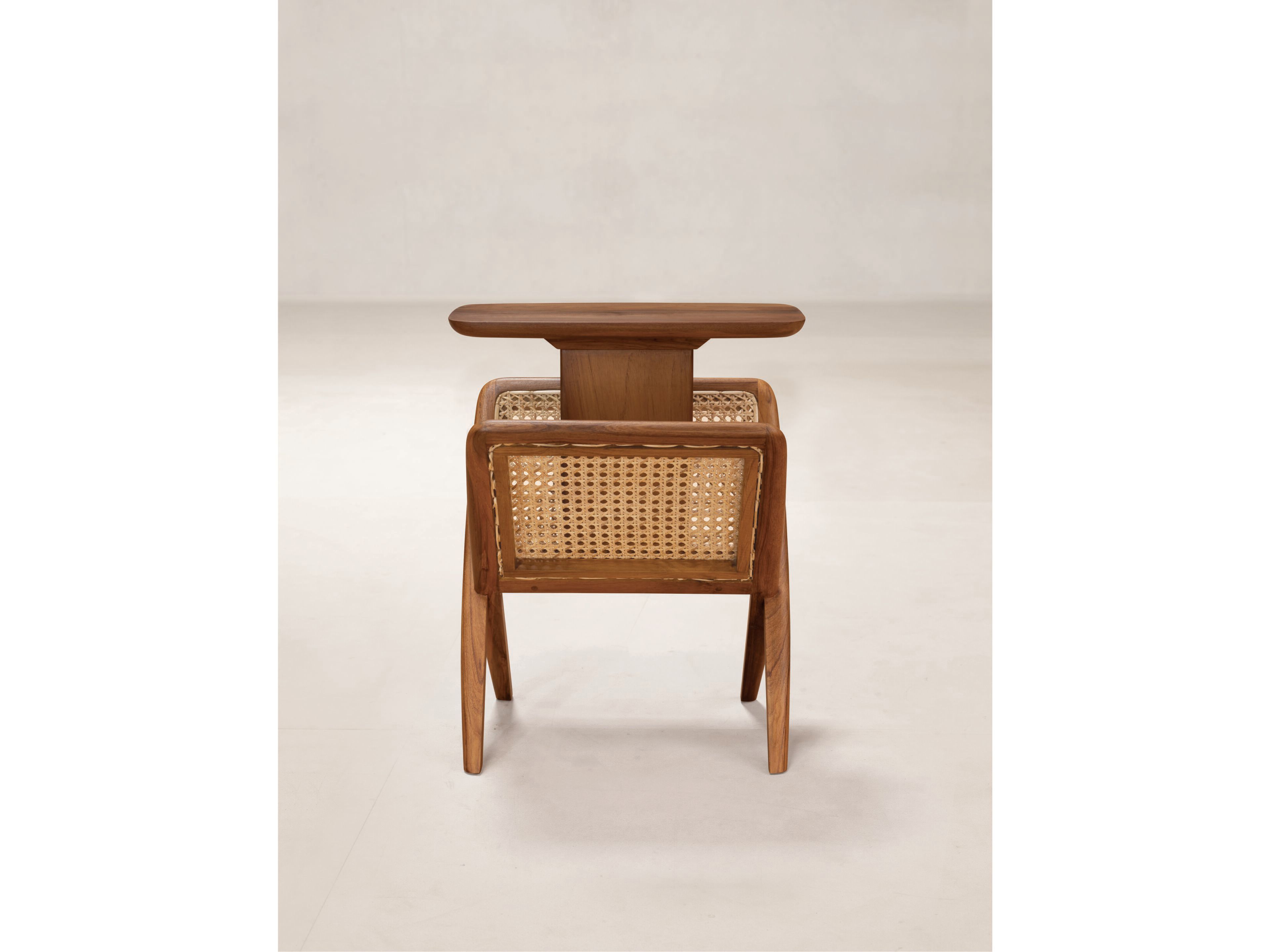 Журнальный столик из тикового дерева с журнальной стойкой Phantom Hands Muṅgāru ARCH-00127283 - Вид №2