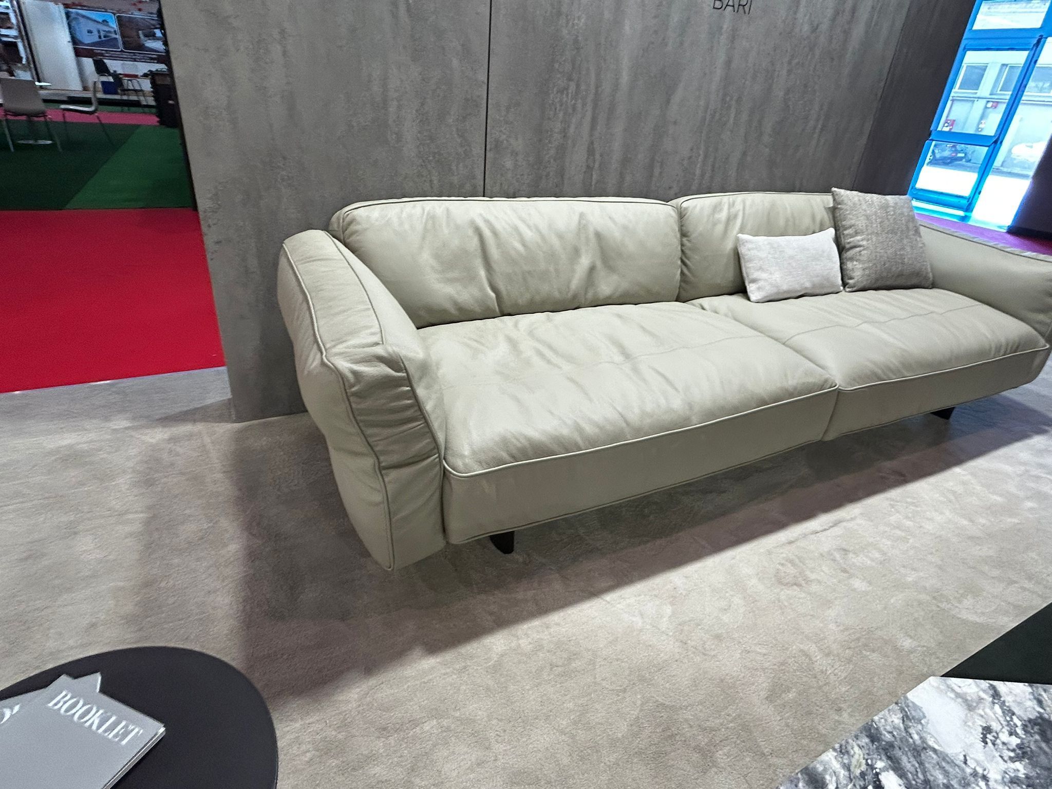 Кожаный диван In Stock Arketipo ARCH-00140584