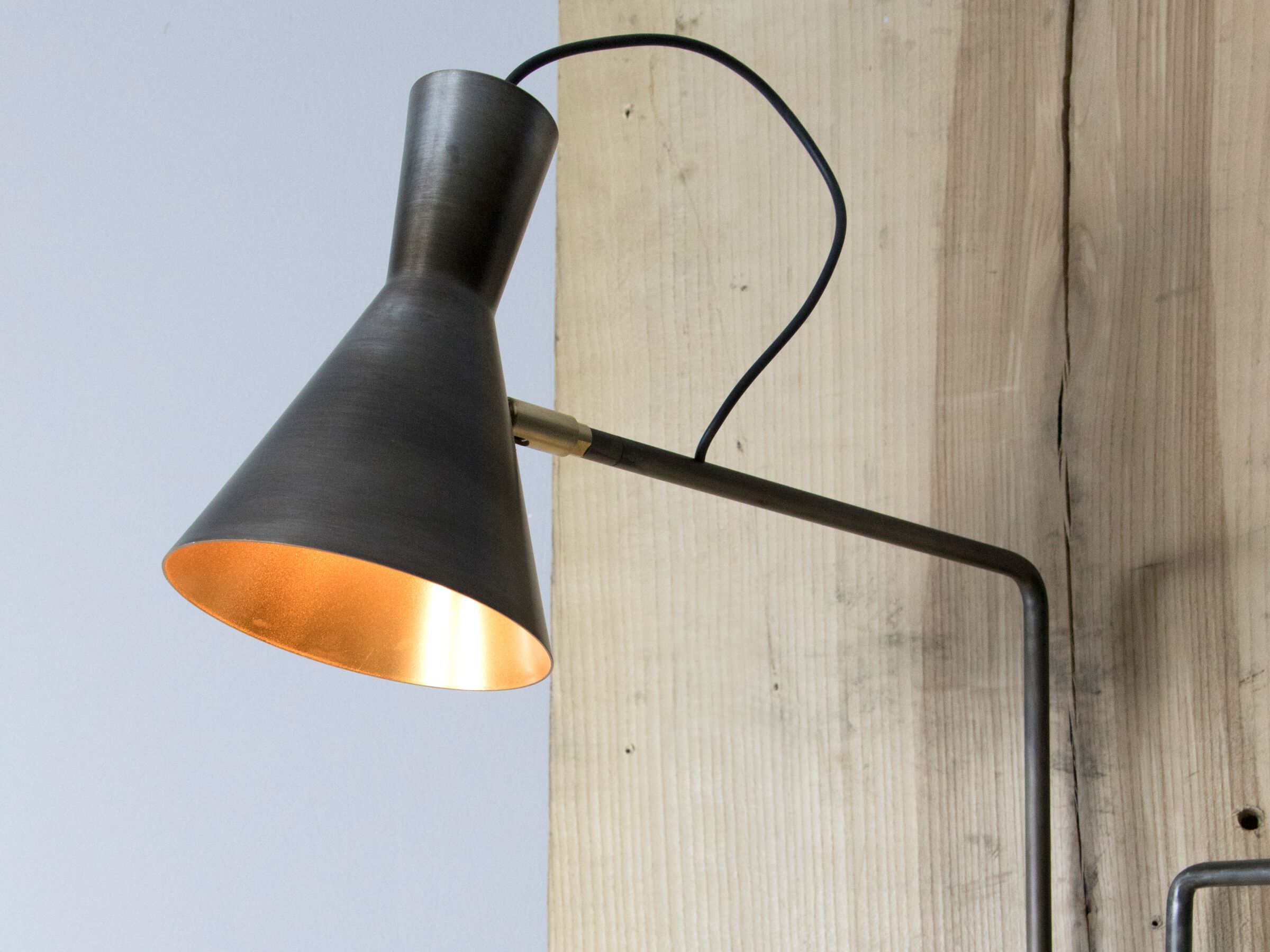 Регулируемый настенный светильник Renzo Serafini воронка ARCH-00022585 - Вид №3