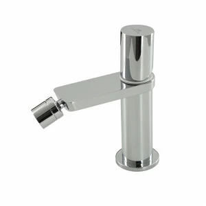 Смеситель для биде, однорычажный, 3/8 дюйма. Керамический картридж Ø25 мм. Длина шлангов 487 мм. Со съемным сливным набором 1 1/4 ”. Аэратор «Плюс». Открытие для холодной воды. Расход 10,8 л / мин. при 3 барах.  Forma oval NOKEN 100143705  CHROME