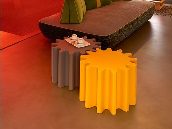 Журнальный столик из полиэтилена SLIDE Gear ARCH-00106151 - Вид №1