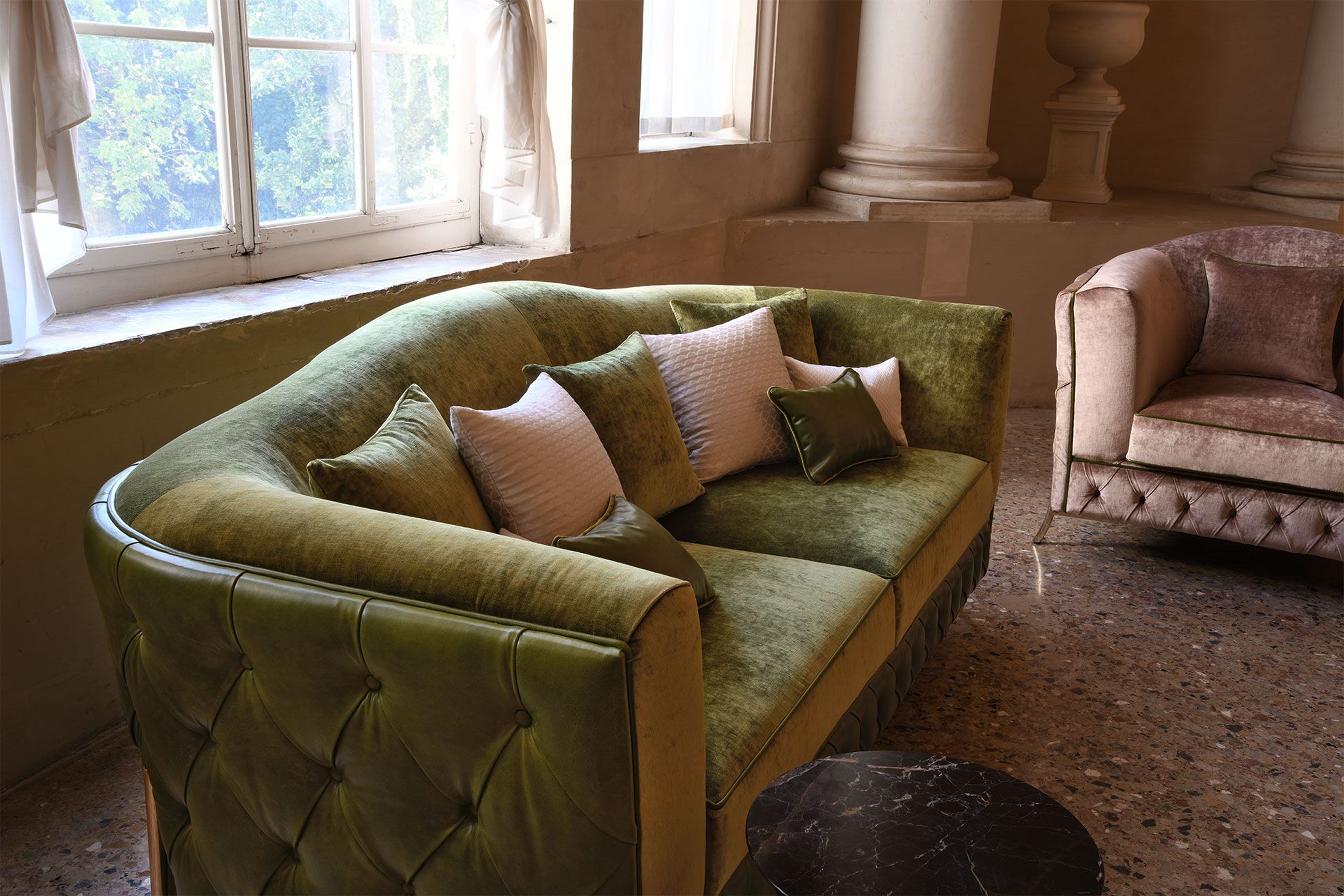 Диван-кровать capitonné с огнестойкой обивкой Domingo Salotti Nefele ARCH-00111465 - Вид №7