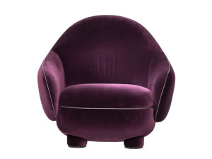 Тканевое кресло с подлокотниками