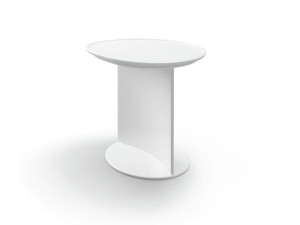 Пластиковый журнальный столик