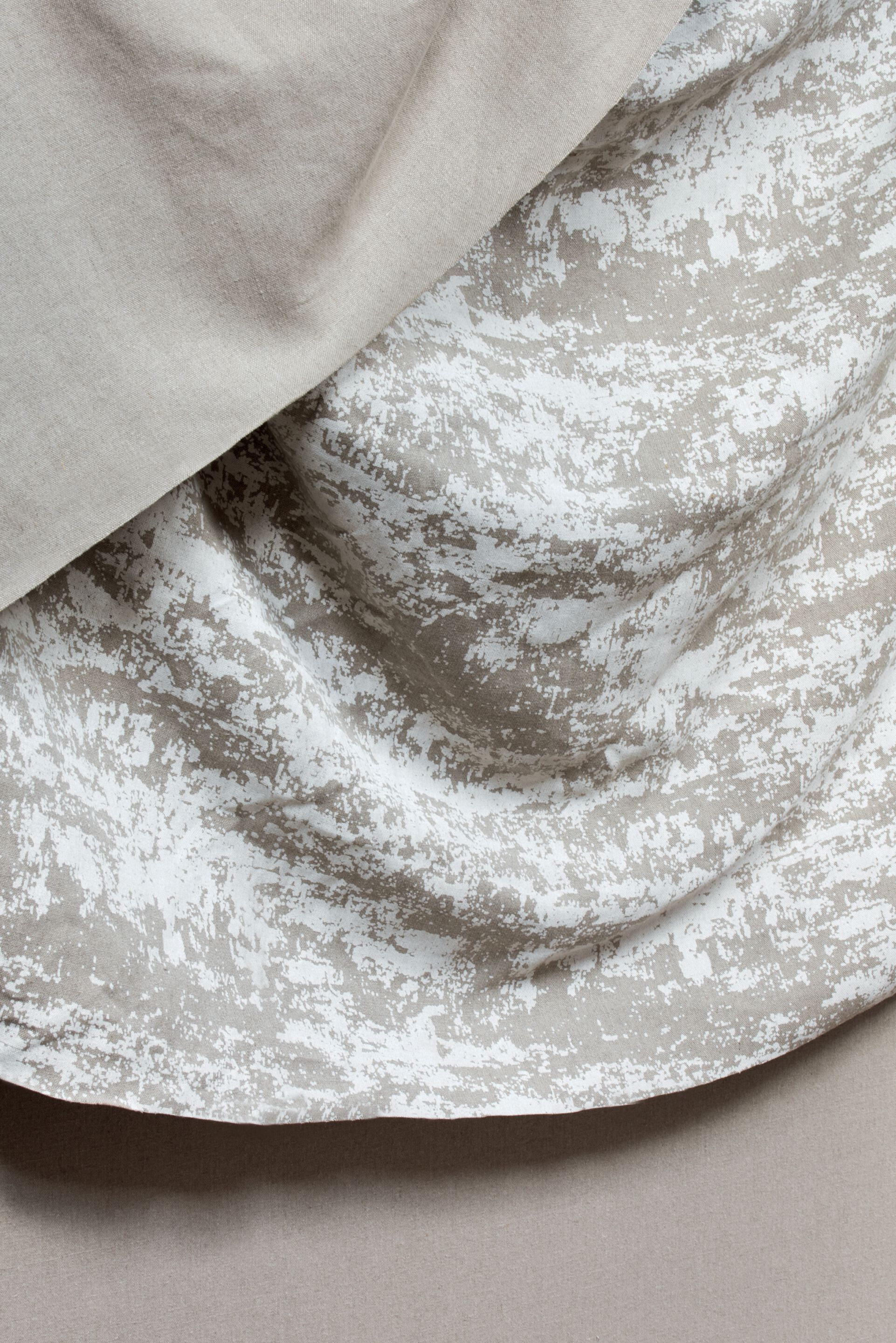 Льняная огнестойкая настенная ткань Élitis Lin Plâtré ARCH-00095255 - Вид №7