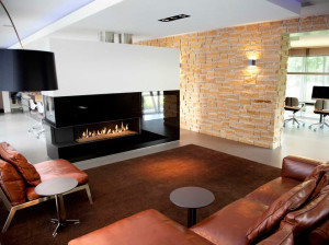 Газовый угловой камин