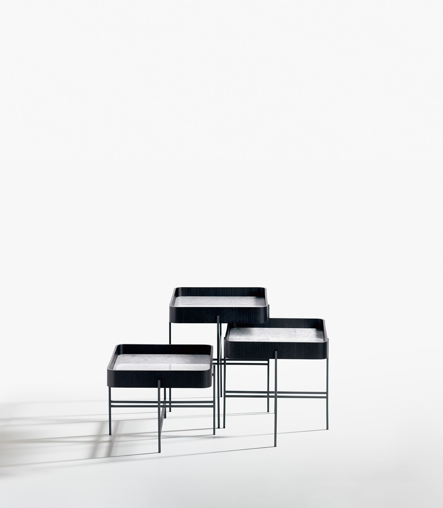 Квадратный металлический журнальный столик с подносом и мраморной столешницей Potocco лоток ARCH-00056379 - Вид №1