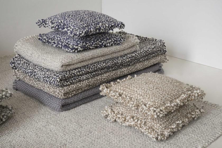 GAN Квадратная подушка из шерсти Waan sun-id-1509667 - Вид №8