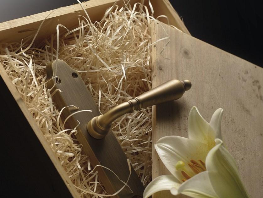 LINEA CALI' Латунная оконная ручка в классическом стиле Florenzia sun-id-1395524 - Вид №1