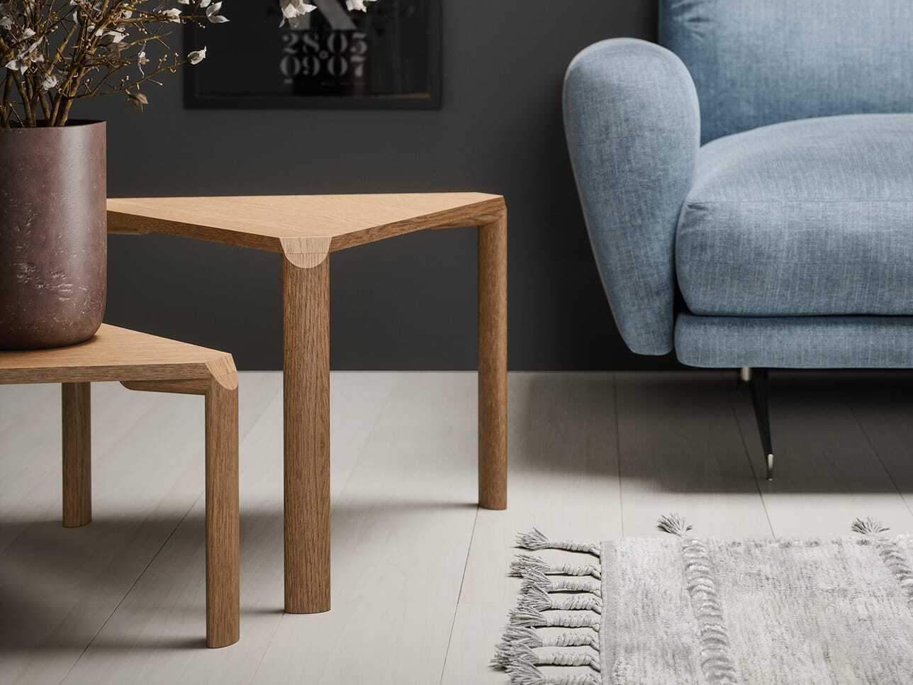 Деревянный треугольный журнальный столик Novamobili ALICE ARCH-00065196 - Вид №1