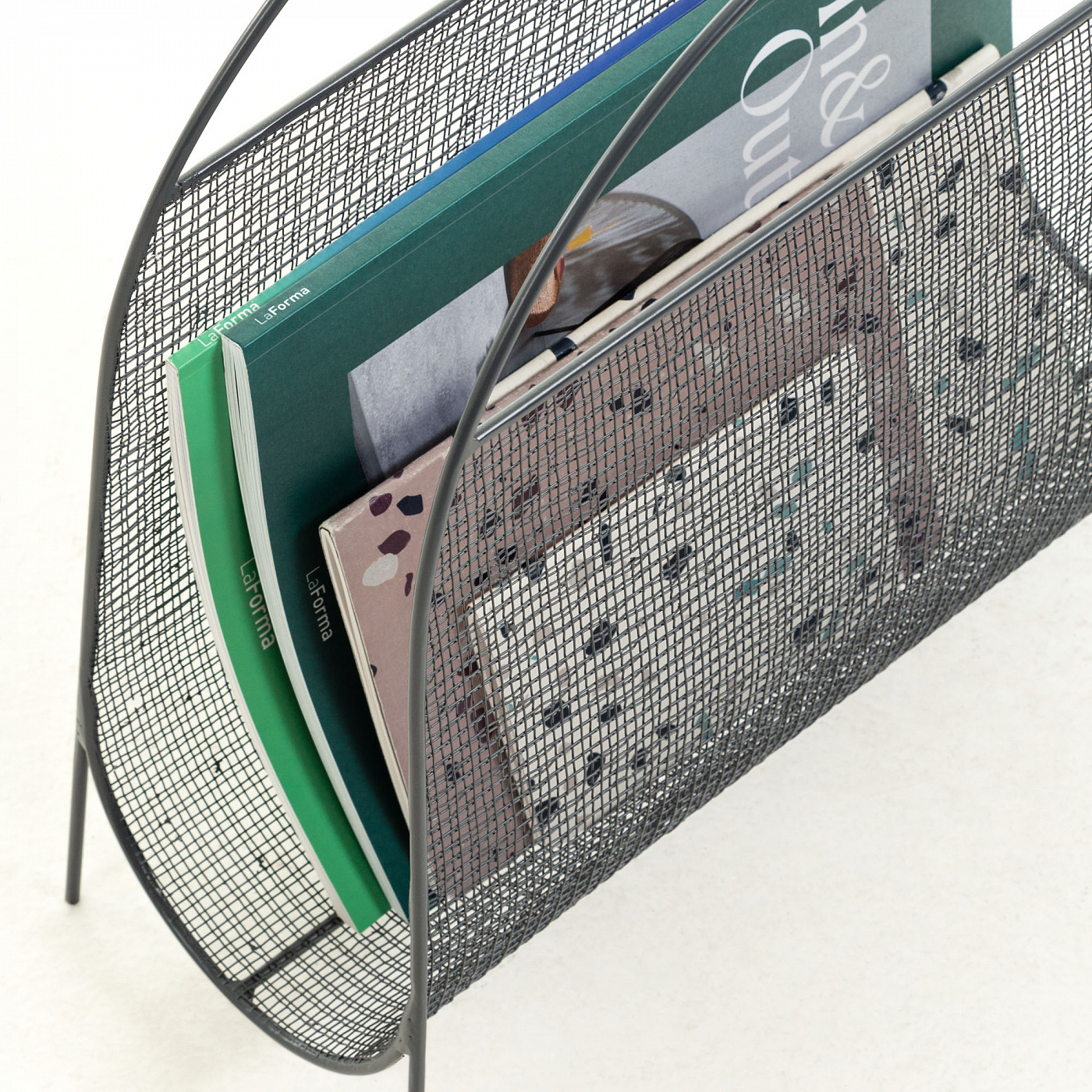 072415 Газетница темно-серая La Forma Aviva