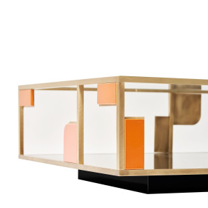 Латунный квадратный журнальный столик