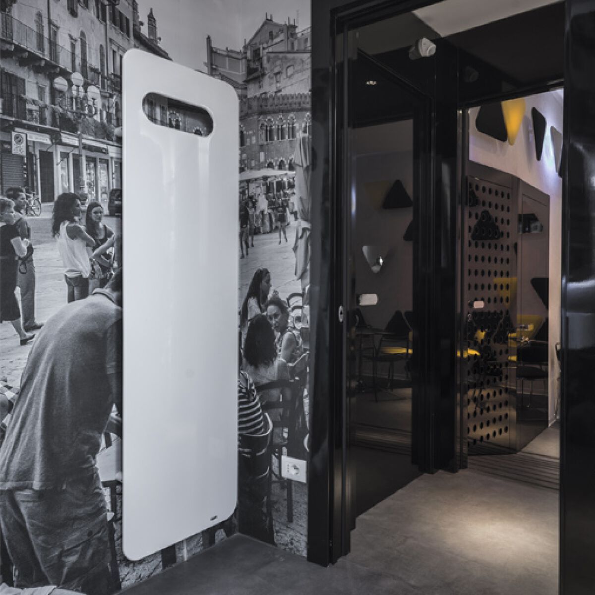 Полотенцесушитель из углеродистой стали Cordivari Design Extraslim ARCH-00040221