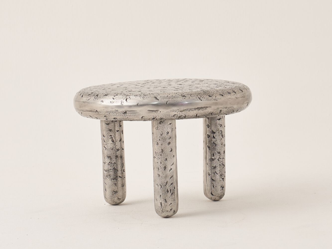 Круглый алюминиевый журнальный столик LO Contemporary CRATER ARCH-00035319 - Вид №2