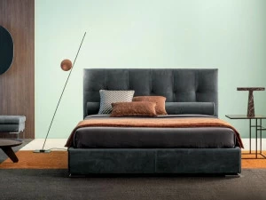 Twils Двуспальная кровать с тафтинговым изголовьем Max capitonné