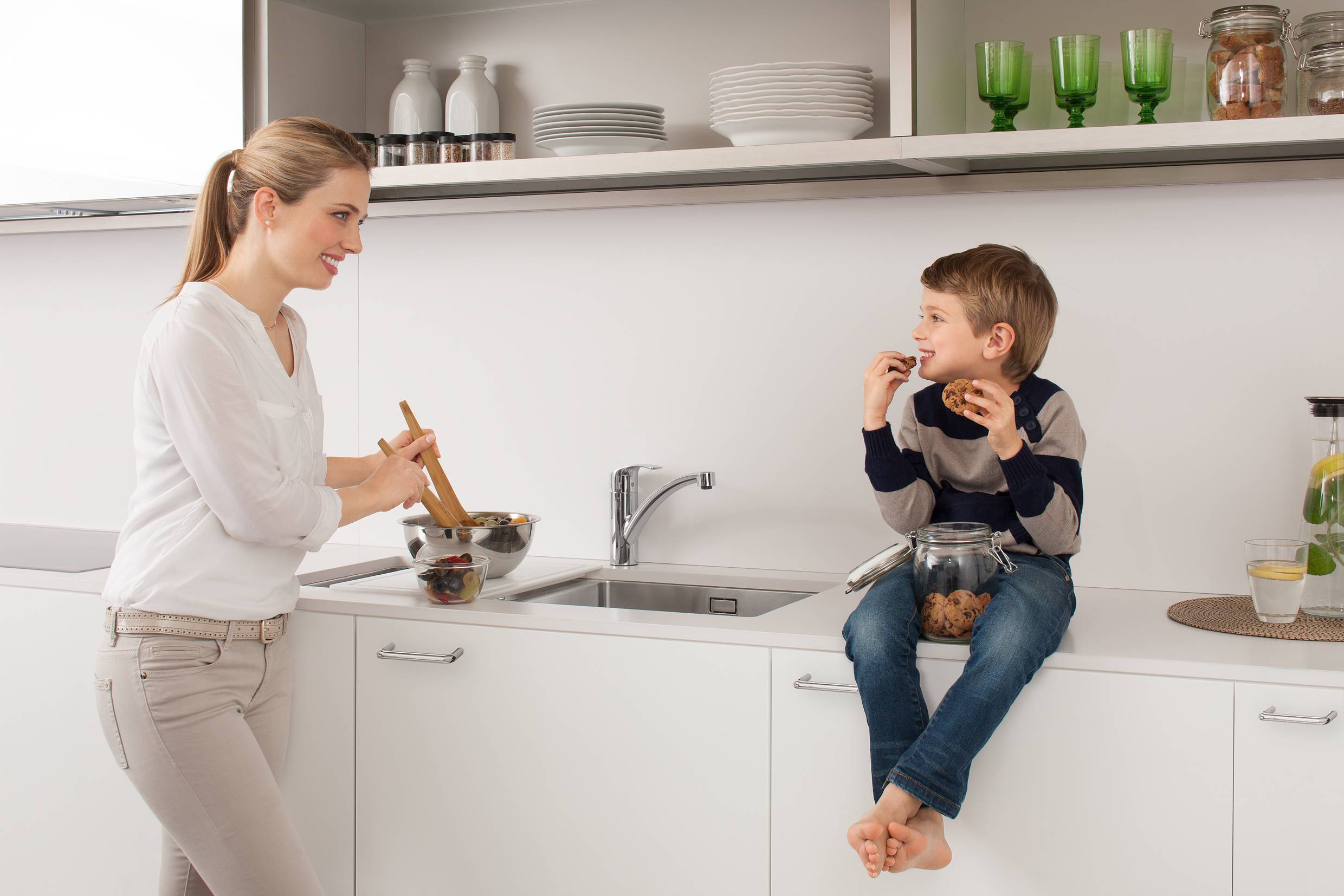 Смеситель для кухни GROHE Eurosmart new с низким изливом, хром (33281002) - Вид №7