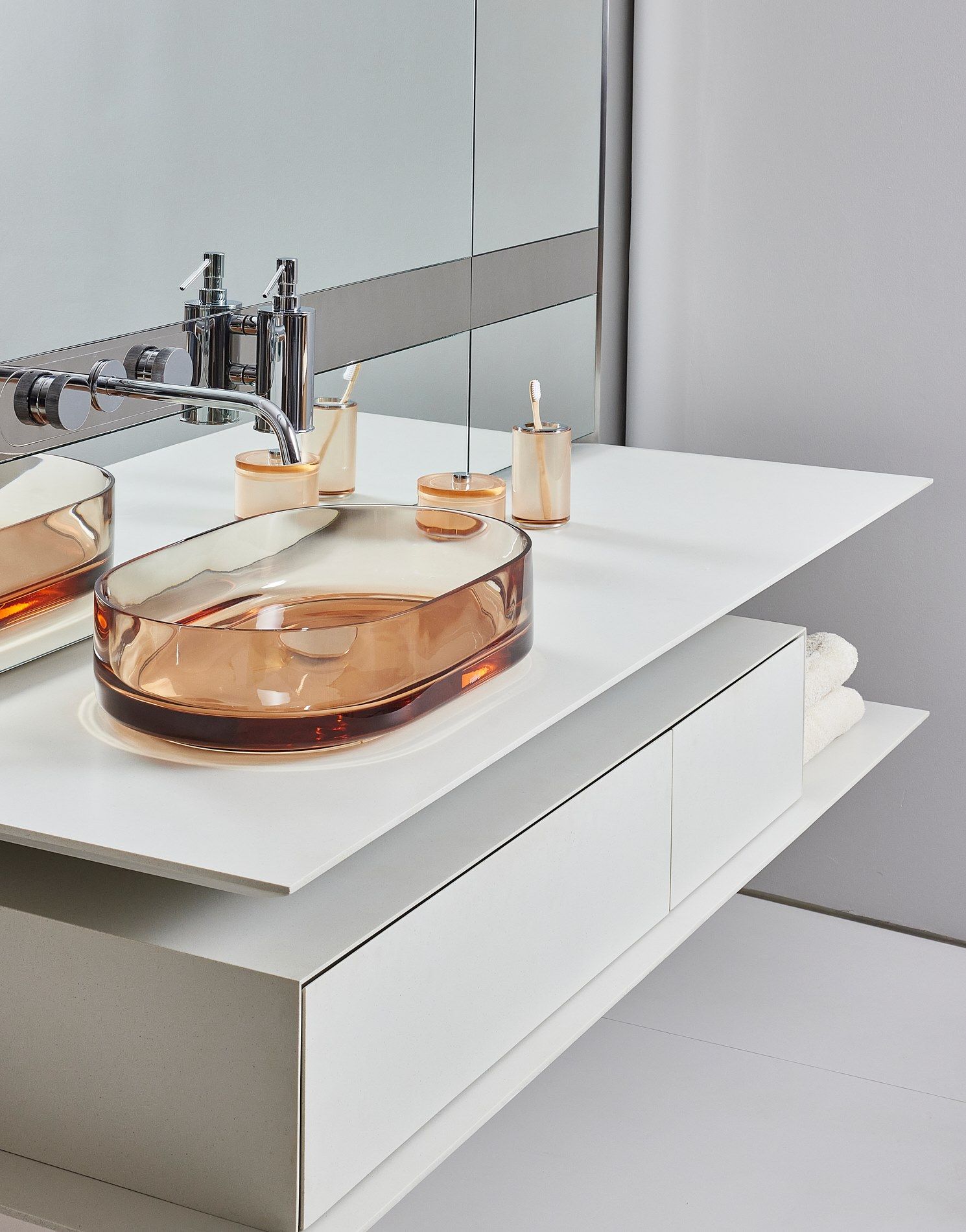 Овальная столешница из смолы Vallvé бисероплетение ARCH-00029450 - Вид №1