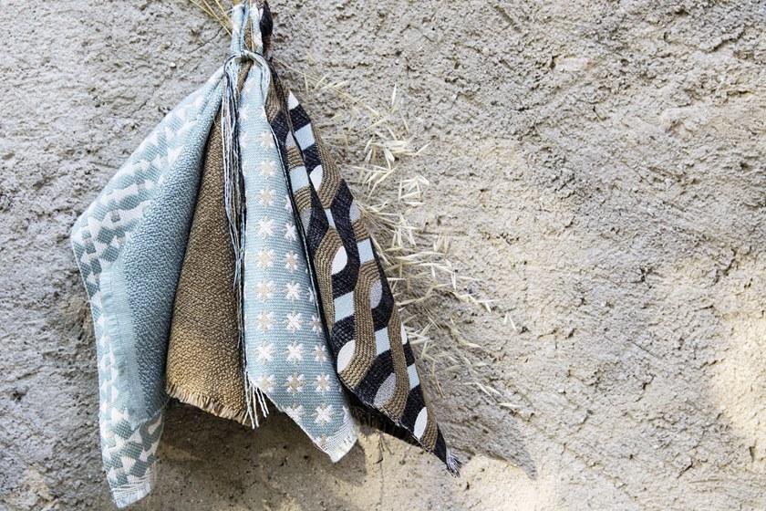 Élitis Моющаяся антибактериальная однотонная ткань Farniente sun-id-1478987 - Вид №2