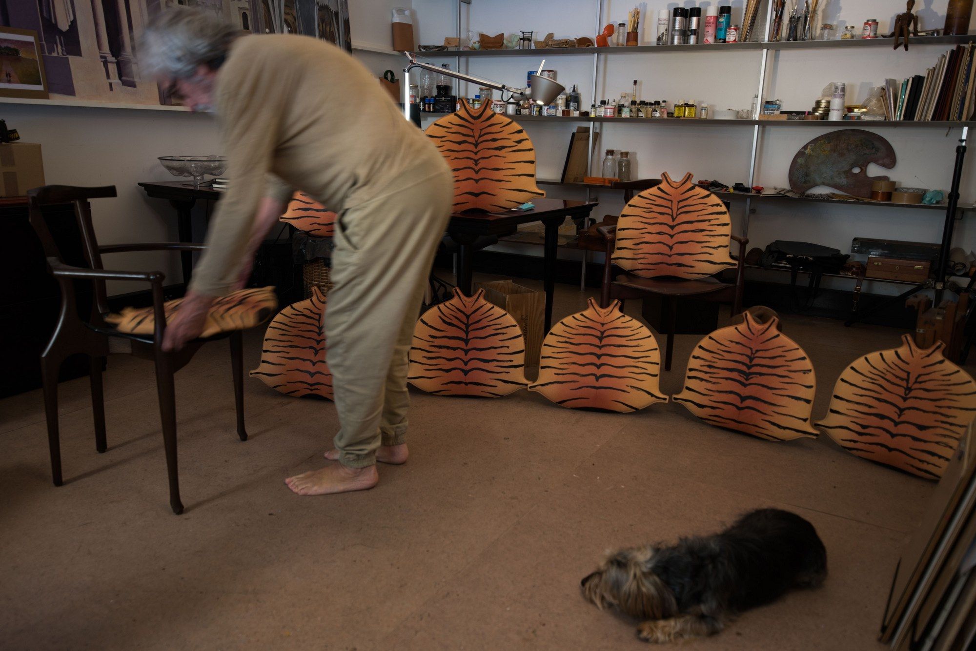 Стул из ясеня с подлокотниками и встроенной подушкой BD Barcelona Гаулино ARCH-00065731 - Вид №20