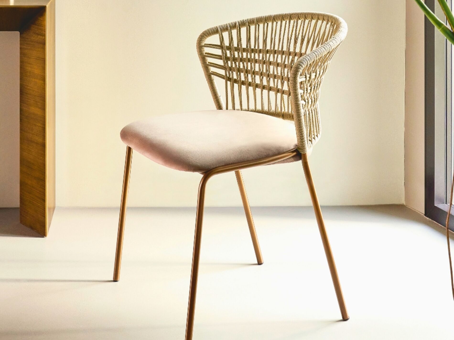 Стул из морской веревки с мягким сиденьем RIFLESSI SOFFIO ARCH-00051287