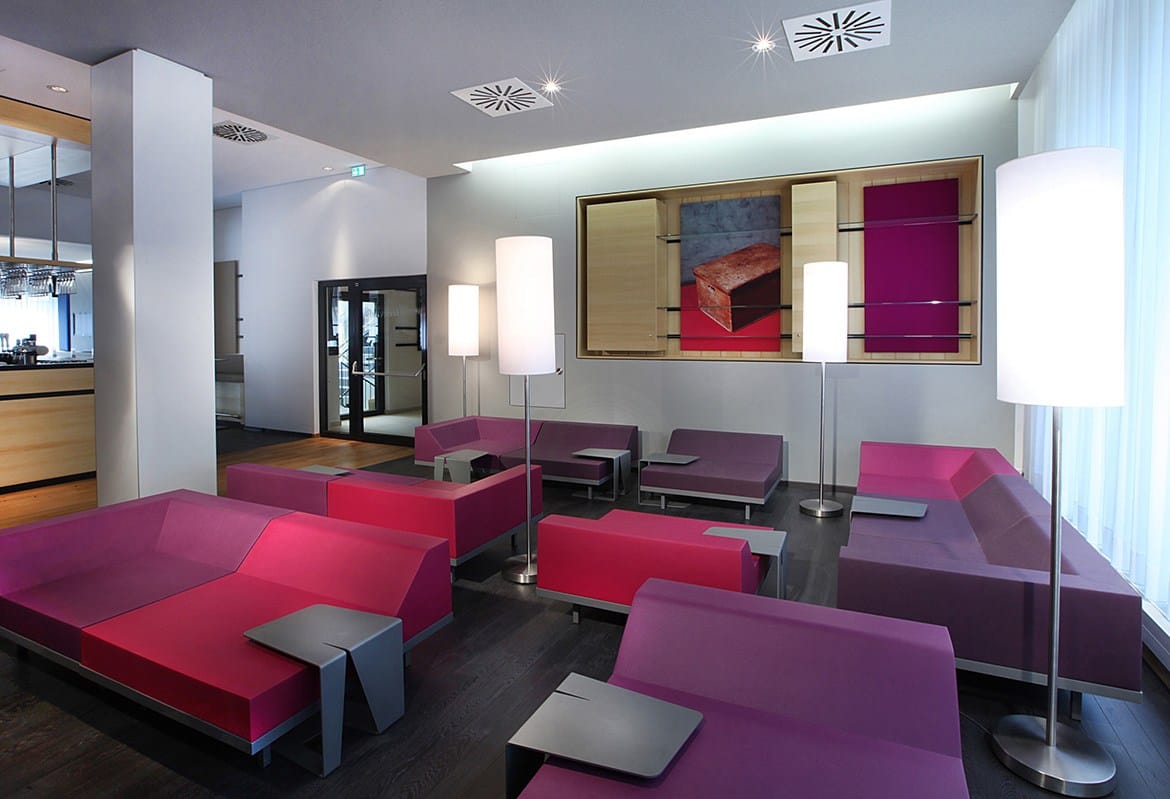 Низкий журнальный столик из стали с порошковым покрытием Quinze & Milan ARCH-00071192 - Вид №1