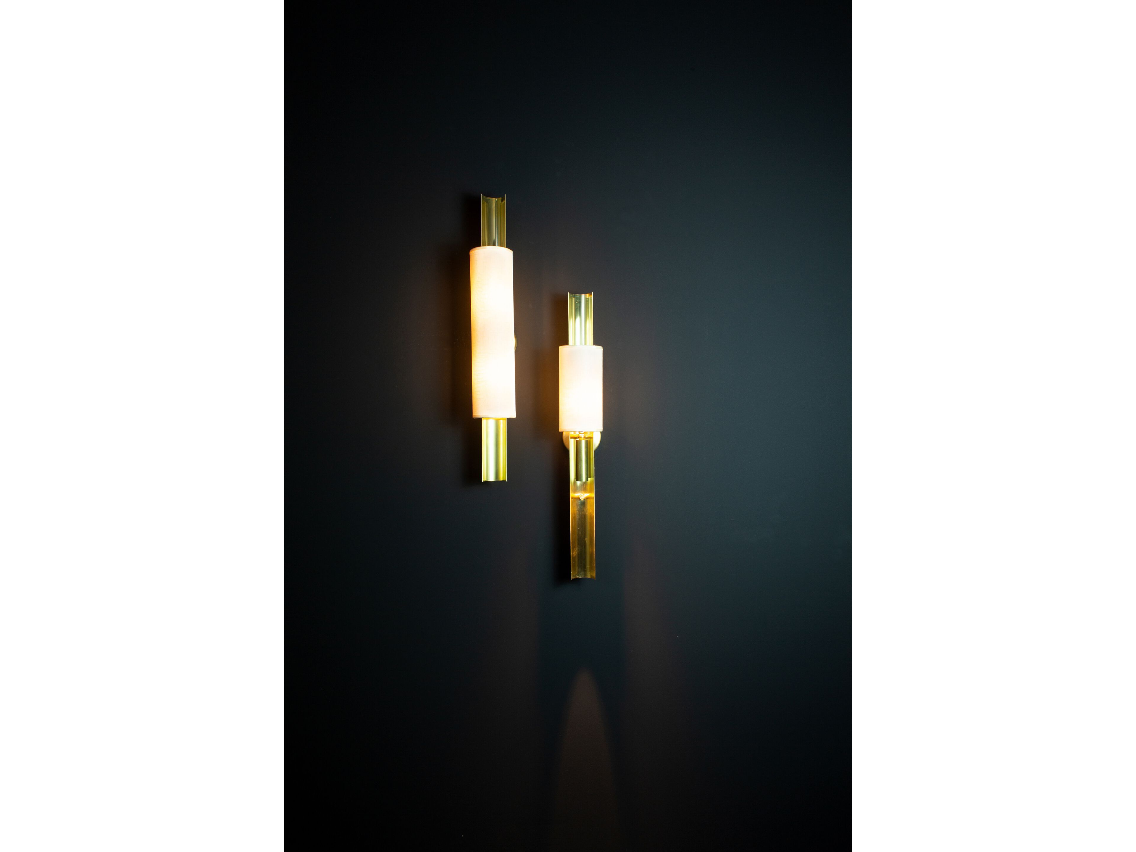 Латунный светодиодный настенный светильник Renzo Serafini TESSUTO SOVRAPPOSTO ARCH-00043092 - Вид №1