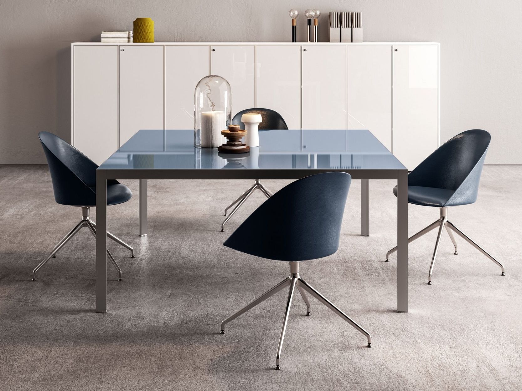 Квадратный стол для совещаний из лакированного стекла About Office Hype ARCH-00036805