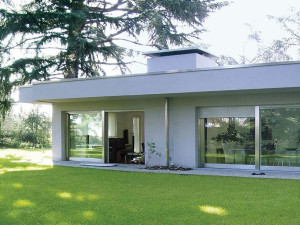 Раздвижные окна из алюминия и дерева