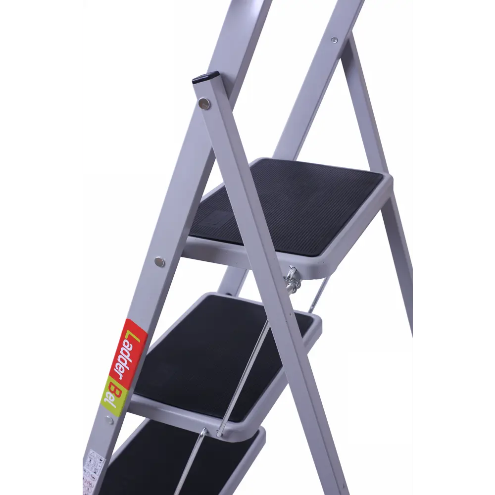 Стремянка LADDERBEL 3-ступенчатая стальная с противоскользящим покрытием 18825705 STLM-1340910 - Вид №2