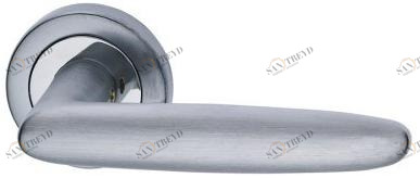 Pasini Ручка из латуни на розетке  2791 