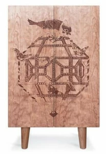 Mineheart Комод деревянный с распашными дверцами  Fur/015