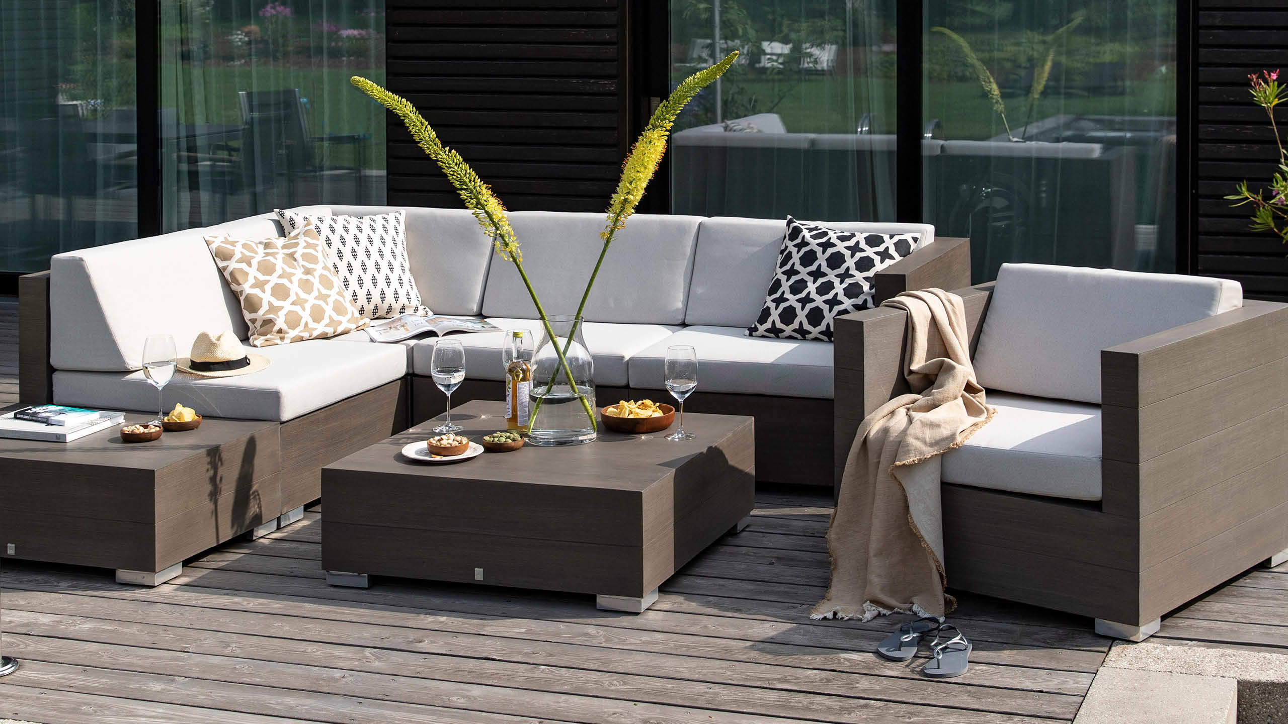 72.00.0584 Стол для отдыха Long Island 60 x 90 серый камень Mbm - Вид №1