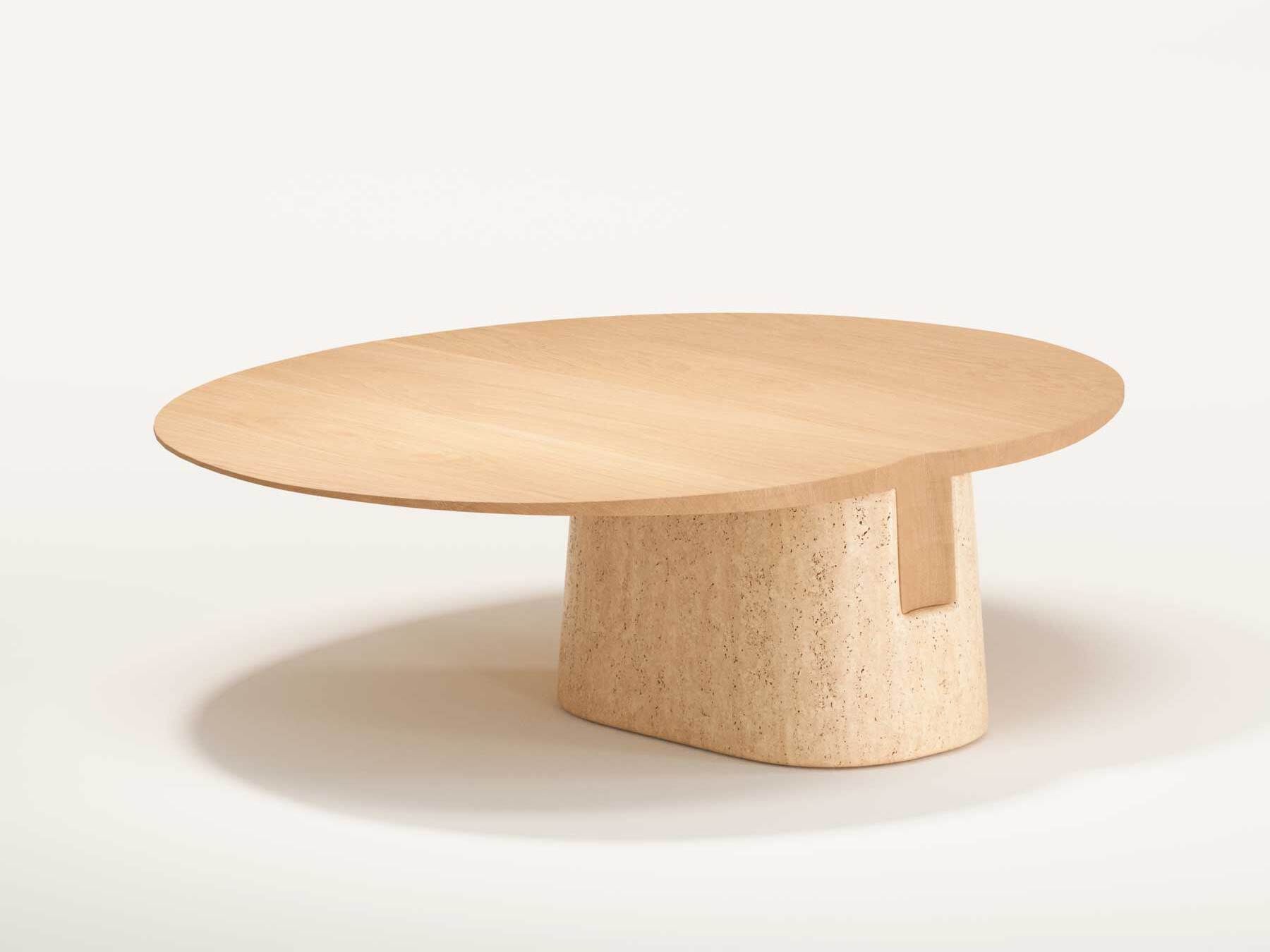 Низкий овальный журнальный столик из дерева и травертина Wewood Anchor ARCH-00091097