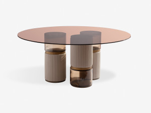 Круглый стол со стеклянной столешницей с кожаными и стеклянными основаниями