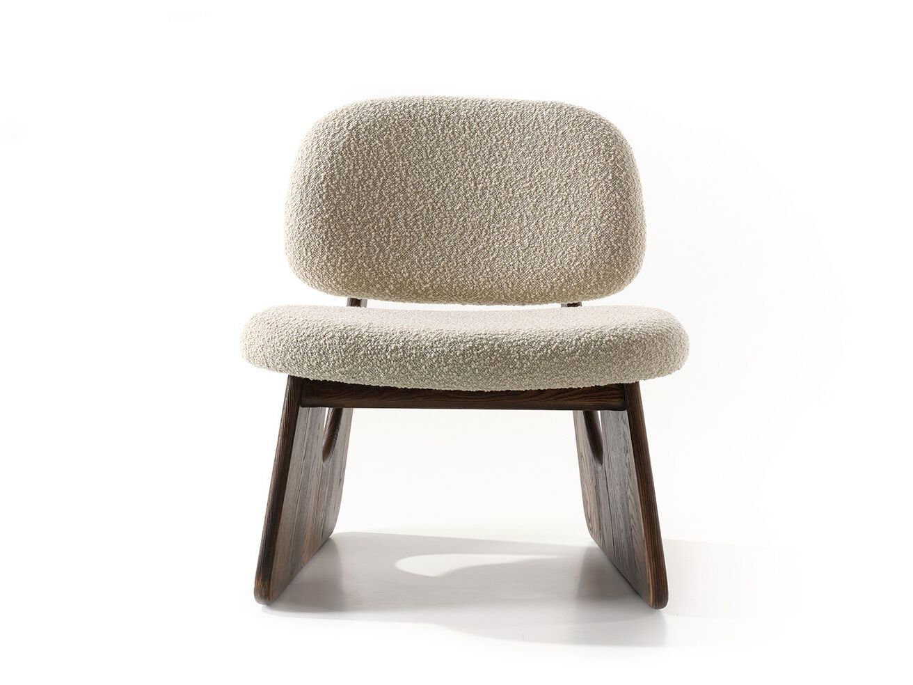 Мягкое кресло с деревянной основой Naturedesign Главная ARCH-00050222