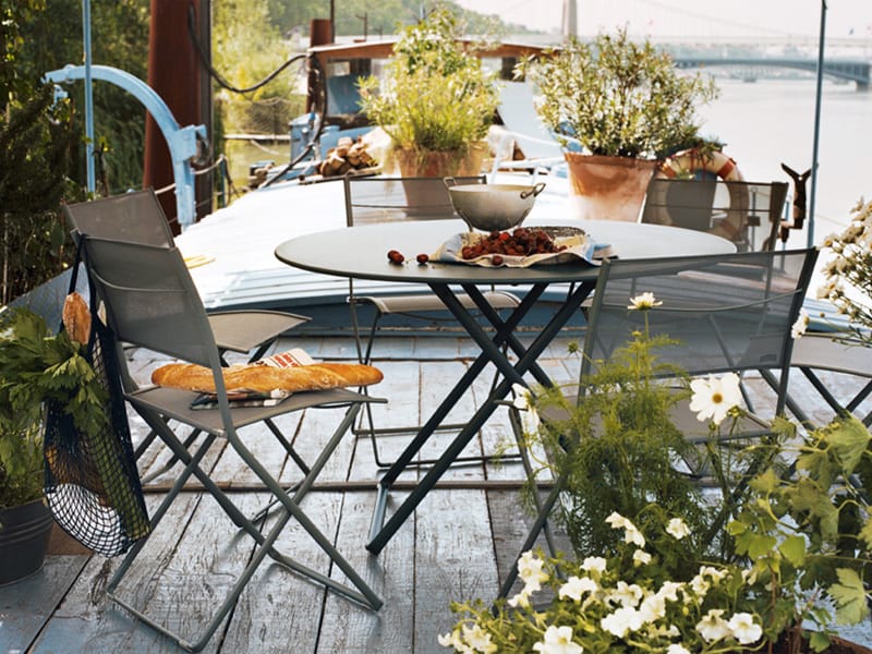 Стальной складной садовый стул с подлокотниками Fermob PLEIN AIR ARCH-00067869 - Вид №2