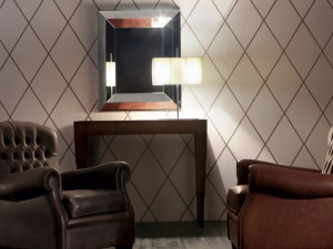 Деревянная прямоугольная консоль