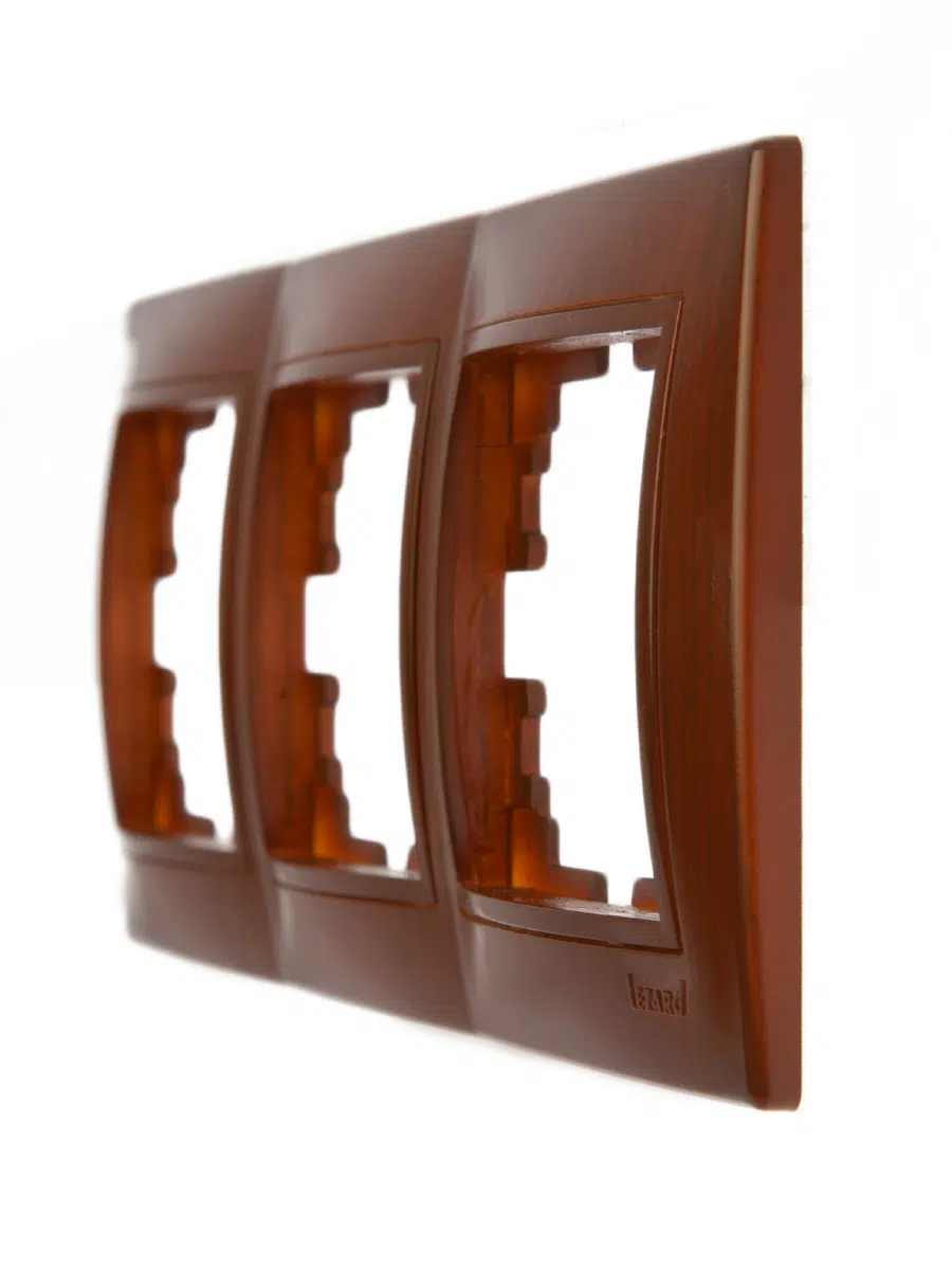 MIRA Рамка 3-ая горизонтальная сосна LEZARD 701-0800-148 - Вид №2