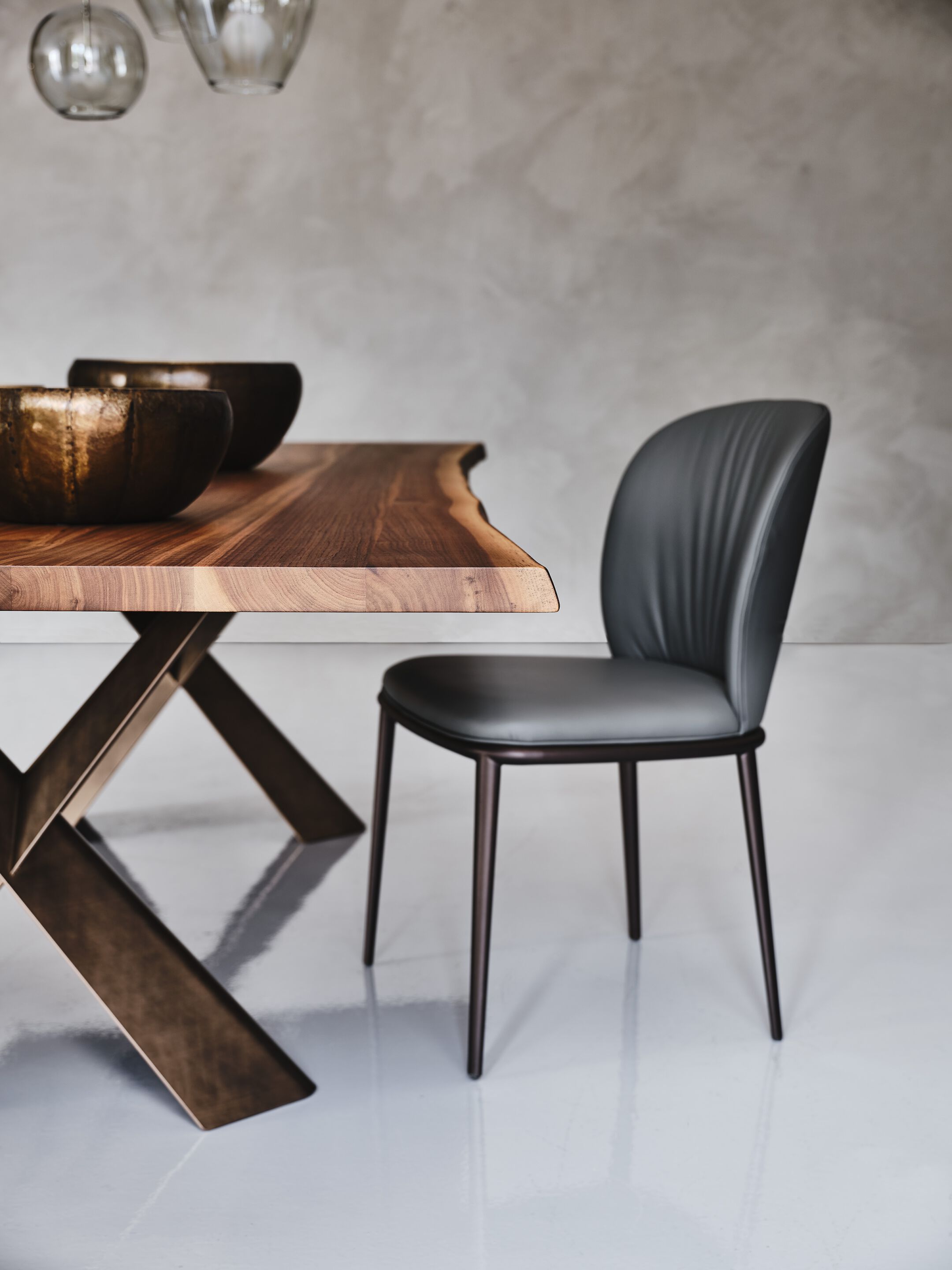 Стальной и деревянный бочковый стол Cattelan italia MAD MAX WOOD ARCH-00129890 - Вид №6