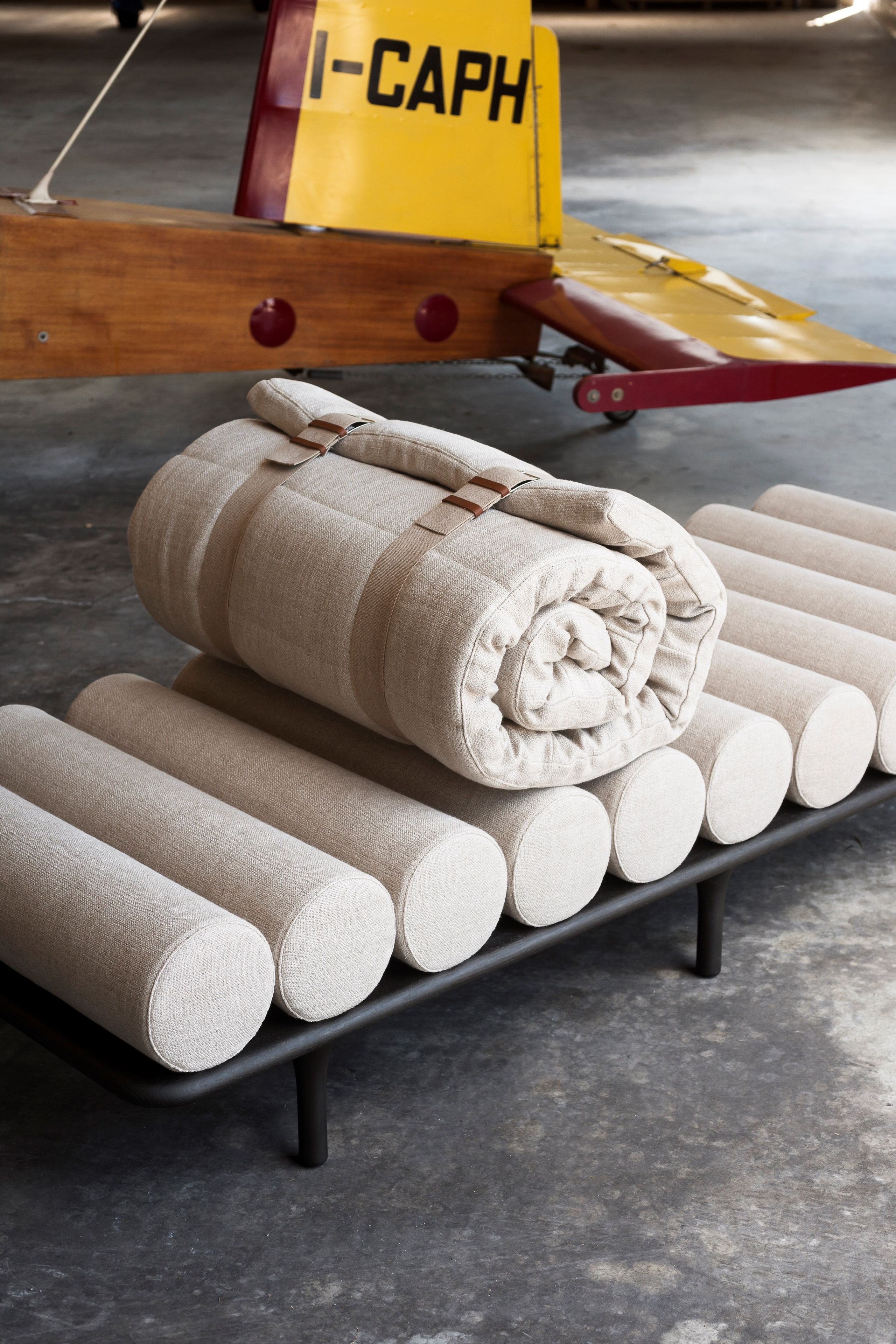 Кожаный Dormeuse Tacchini Five to nine ARCH-00117025 - Вид №9