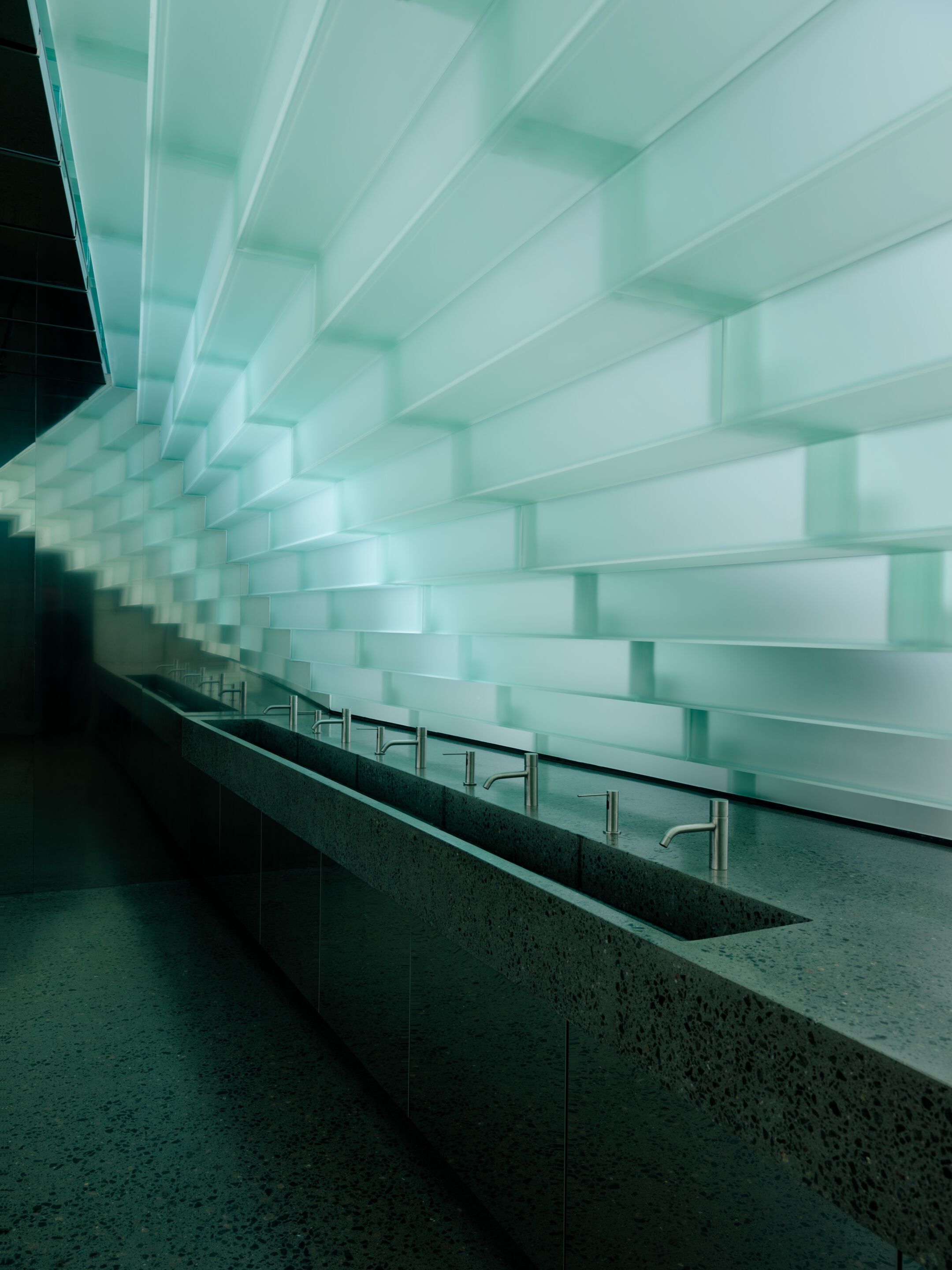 Дневная лестница Siller Treppen THE TWIST ARCH-00026434