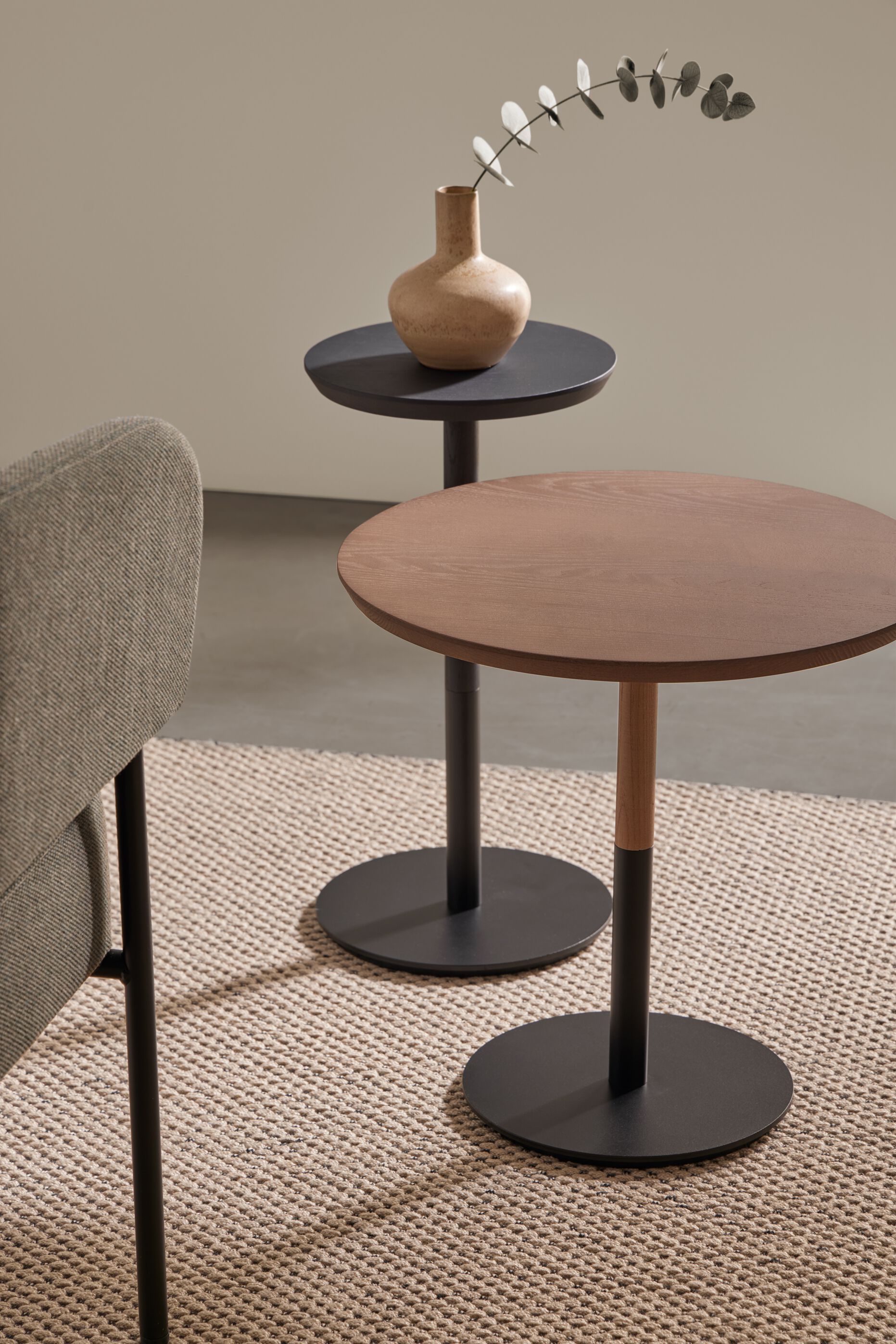 Круглый журнальный столик из ясеня Blasco&Vila Row ARCH-00015446