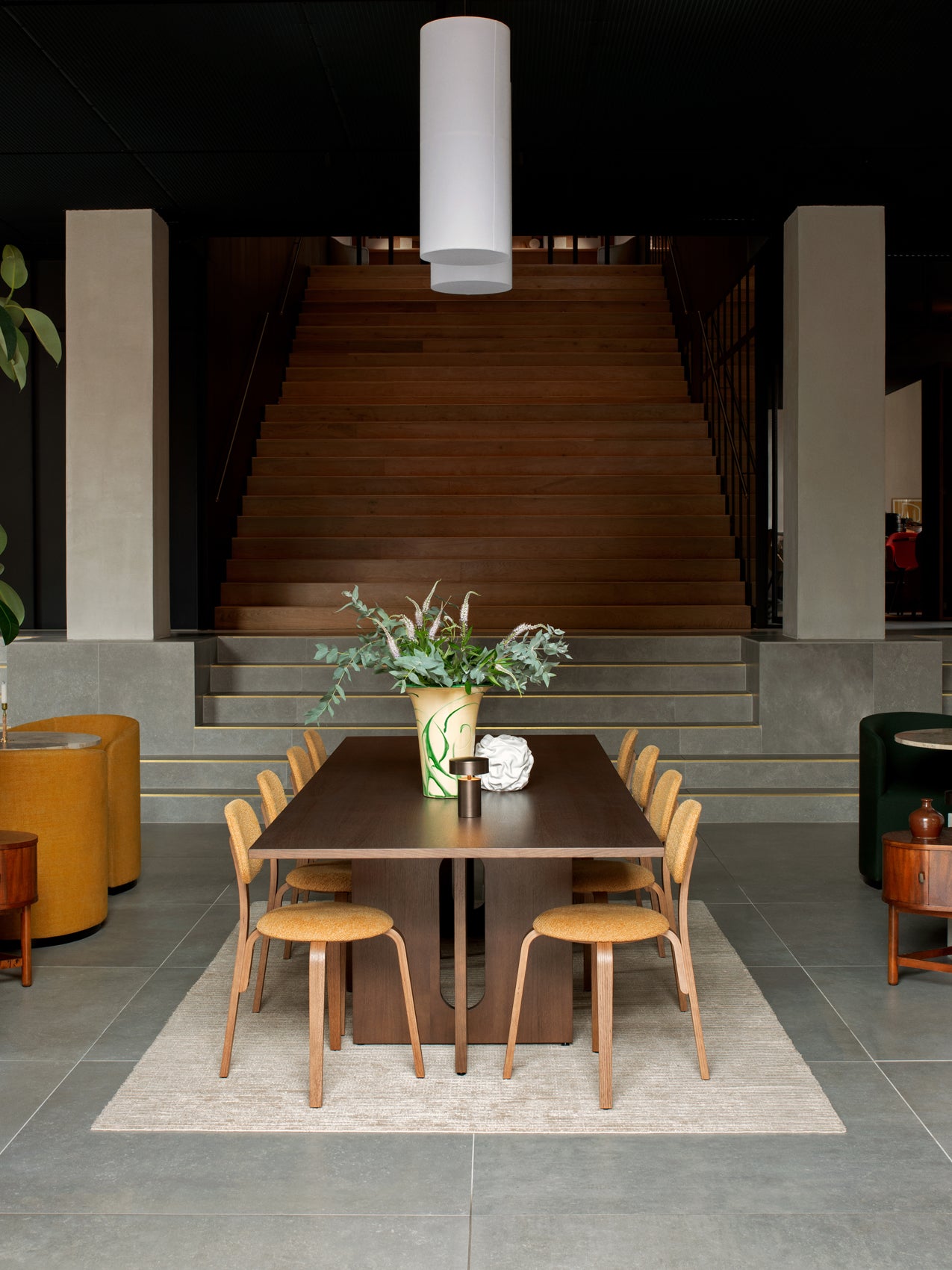 8355504-001H00ZZ Afteroom Plus, Обеденный стул на деревянной основе, обитый LuceLight  - Вид №8