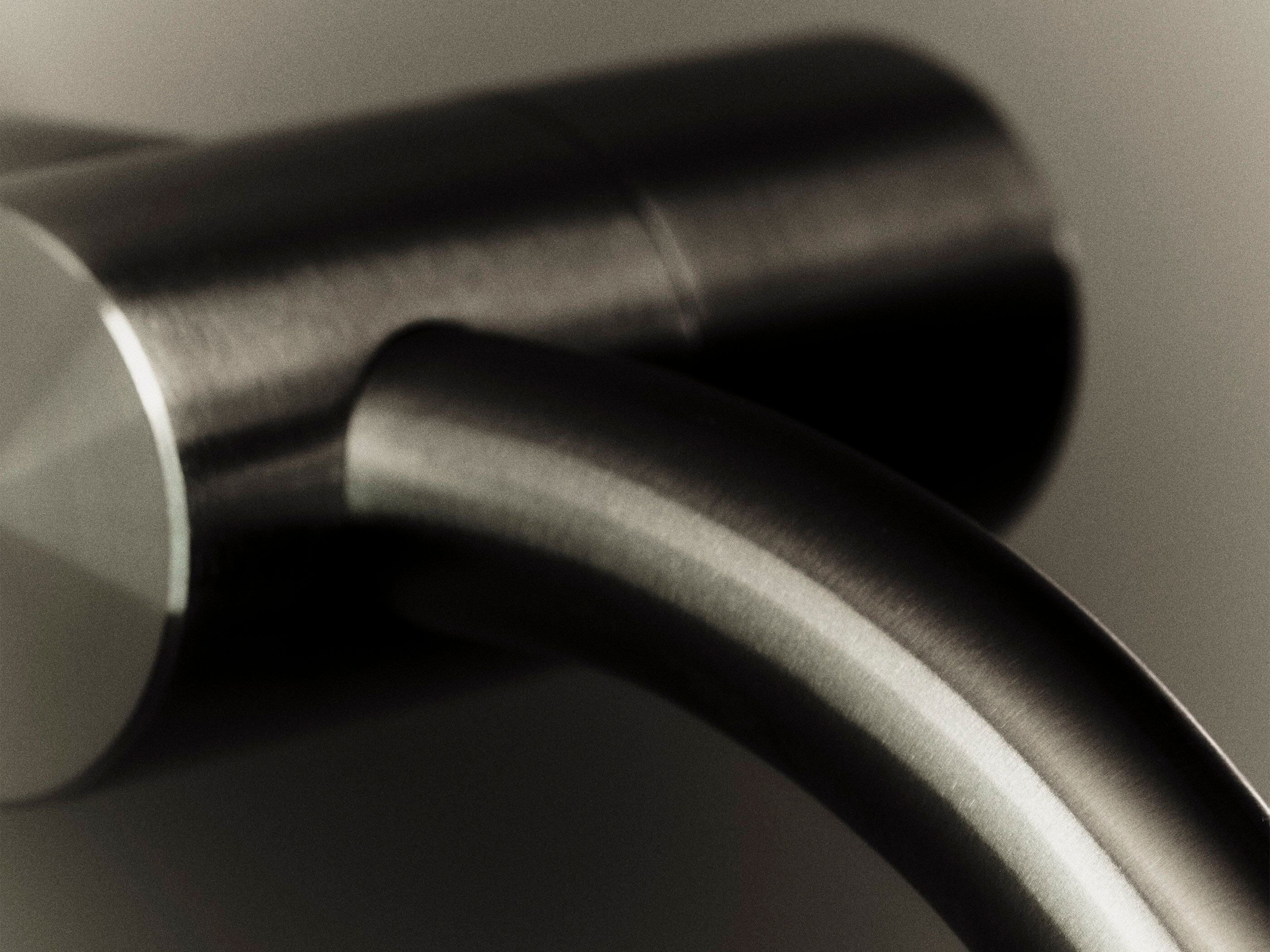 Стальной прогрессивный настенный смеситель для раковины Quadrodesign Hum ARCH-00051003 - Вид №2