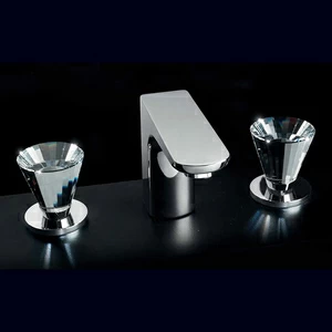 Смеситель на 3 отверстия для раковины 72.005C MAIER ARTIK