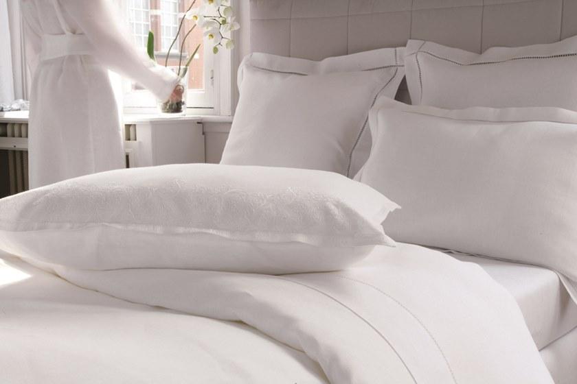 Alexandre Turpault Однотонная льняная наволочка Regence sun-id-1370898 - Вид №3